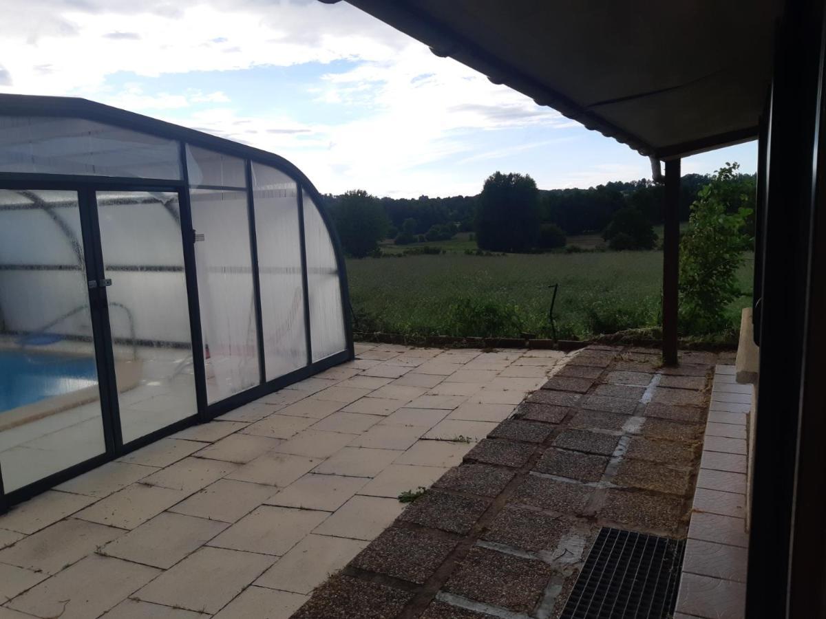 Maison A La Campagne Avec Piscine Flayat エクステリア 写真
