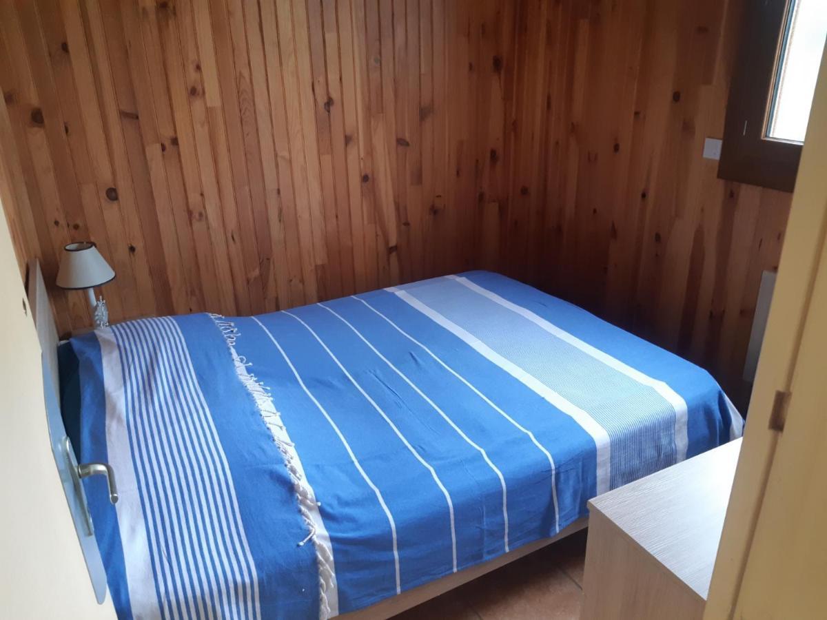 Maison A La Campagne Avec Piscine Flayat エクステリア 写真